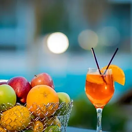 Hotel Breeze 5*